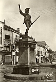 Remiremont. - La Statue du Volontaire par Choppin